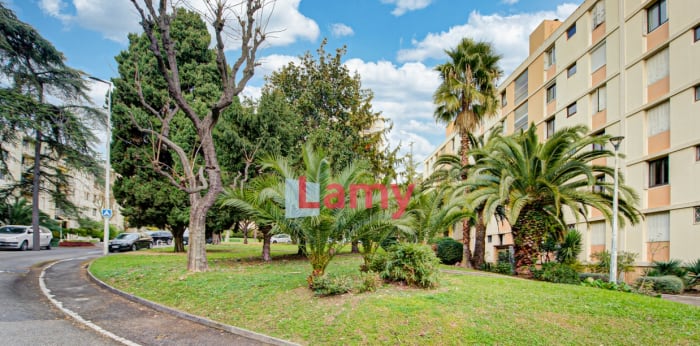 Image 10 sur 11 - Appartement  ·  Vente · Nice (06100) · 5 pièces · 75m²