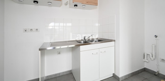 Image 7 sur 13 - Appartement  ·  Vente · Orleans (45000) · 2 pièces · 41m²