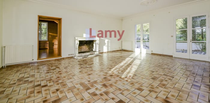 Image 5 sur 23 - Maison/villa  ·  Vente · Soisy Sur Seine (91450) · 11 pièces · 333m²