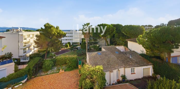 Image 5 sur 5 - Appartement  ·  Vente · Antibes (06160) · 1 pièce · 46m²