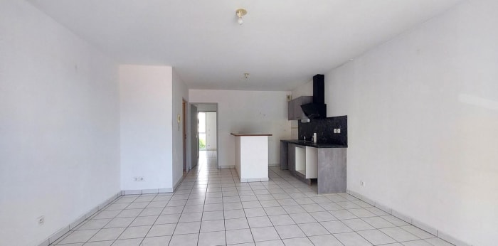 Image 4 sur 9 - Appartement  ·  Vente · Port Vendres (66660) · 3 pièces · 62m²