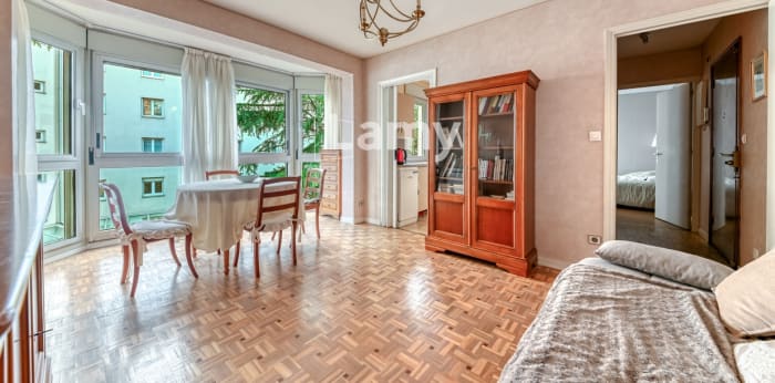 Image 1 sur 13 - Appartement  ·  Vente · Lyon (69006) · 2 pièces · 40m²