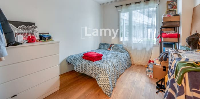 Image 7 sur 10 - Appartement  ·  Vente · Bordeaux (33300) · 3 pièces · 68m²