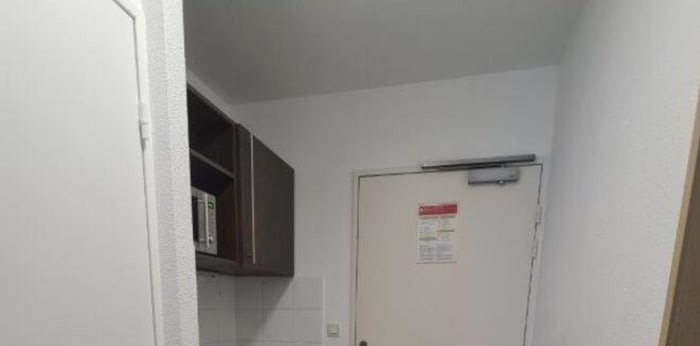 Image 4 sur 8 - Appartement  ·  Vente · Tours (37000) · 1 pièce · 19m²