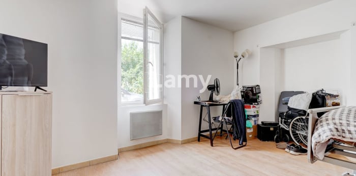 Image 4 sur 6 - Immeuble  ·  Vente · Marseille (13014) · 201m²
