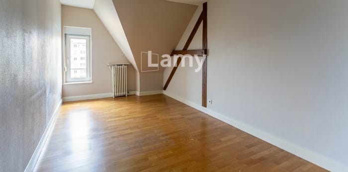 Image 4 sur 13 - Appartement  ·  Vente · Strasbourg (67000) · 5 pièces · 119m²