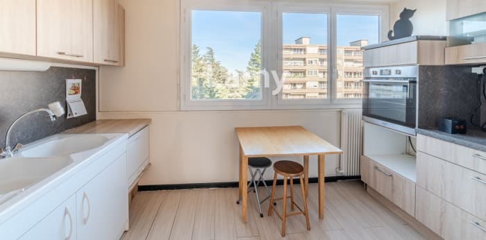 Image 6 sur 9 - Appartement  ·  Vente · Villefranche Sur Saone (69400) · 3 pièces · 65m²