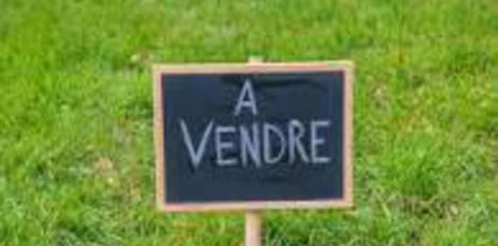 Image 1 sur 4 - Terrain  ·  Vente · Marly (59770) · 549m²