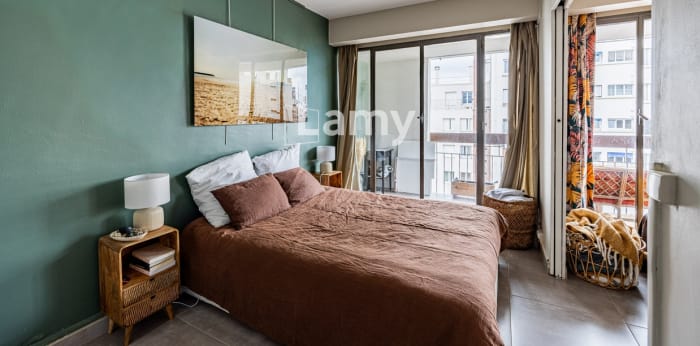 Image 7 sur 10 - Appartement  ·  Vente · Paris (75015) · 2 pièces · 46m²