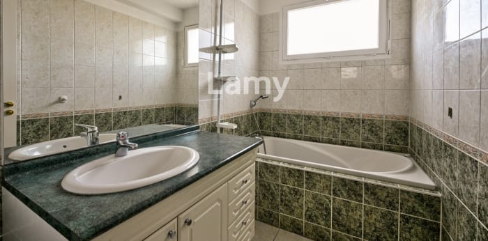 Image 11 sur 15 - Appartement  ·  Vente · Chambourcy (78240) · 5 pièces · 124m²