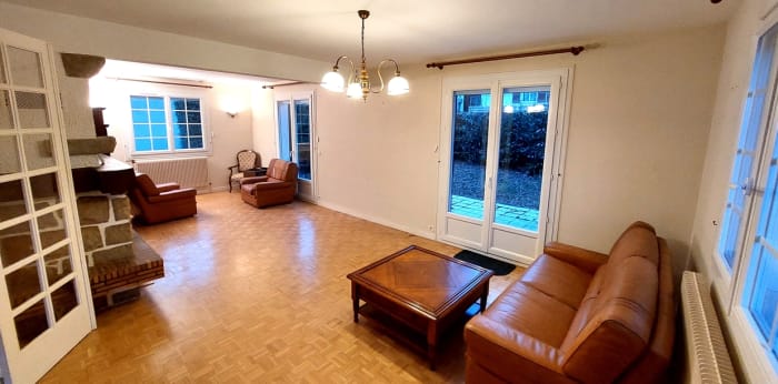 Image 2 sur 12 - Maison/villa  ·  Vente · Ceyrat (63122) · 5 pièces · 125m²