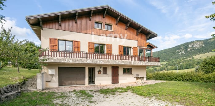 Image 1 sur 10 - Maison/villa  ·  Vente · Villard De Lans (38250) · 6 pièces · 159m²