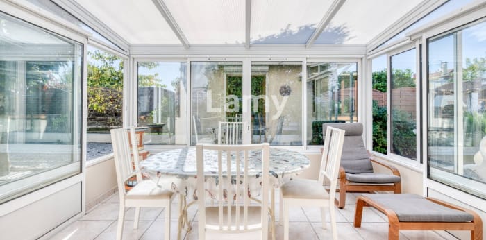 Image 7 sur 17 - Maison/villa  ·  Vente · Bruges (33520) · 5 pièces · 94m²