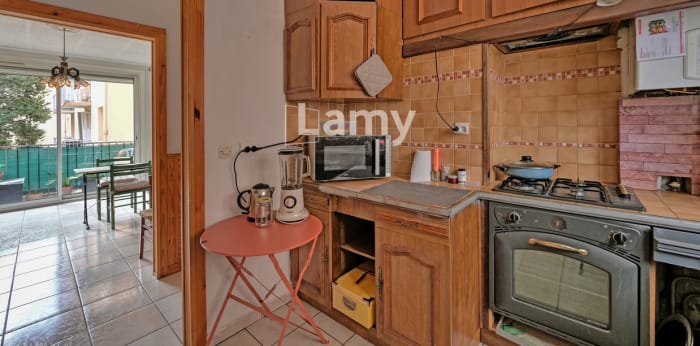 Image 8 sur 13 - Appartement  ·  Vente · Nimes (30000) · 4 pièces · 70m²