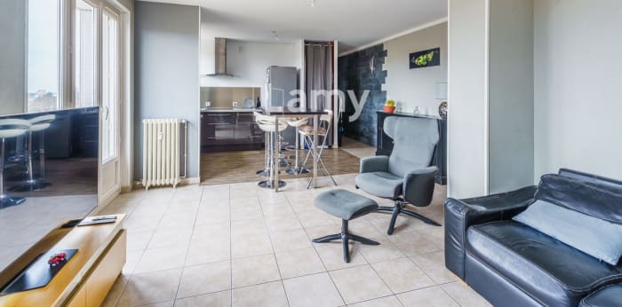 Image 2 sur 10 - Appartement  ·  Vente · Dijon (21000) · 5 pièces · 72m²