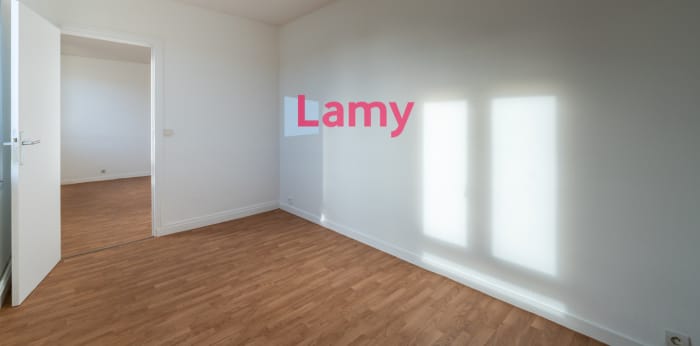 Image 10 sur 13 - Appartement  ·  Vente · Drancy (93700) · 5 pièces · 82m²