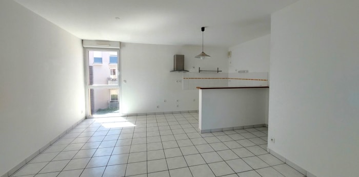 Image 8 sur 13 - Appartement  ·  Vente · Port Vendres (66660) · 3 pièces · 59m²