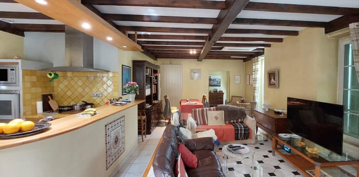 Image 1 sur 5 - Appartement  ·  Vente · Digne Les Bains (04000) · 116m²