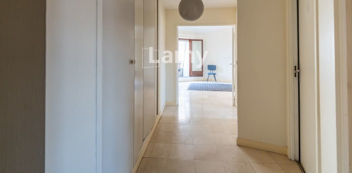 Image 5 sur 11 - Appartement  ·  Vente · La Garenne Colombes (92250) · 2 pièces · 58m²