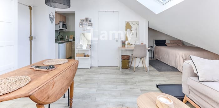 Image 2 sur 11 - Appartement  ·  Vente · Pontoise (95300) · 1 pièce · 24m²