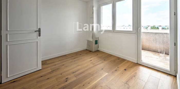 Image 8 sur 12 - Appartement  ·  Vente · Poissy (78300) · 3 pièces · 69m²