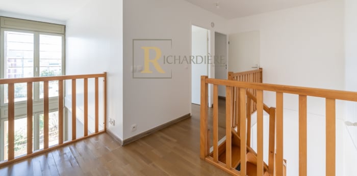 Image 8 sur 22 - Appartement  ·  Vente · Nanterre (92000) · 3 pièces · 70m²