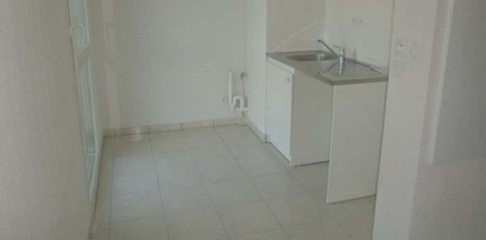 Image 3 sur 8 - Appartement  ·  Vente · Marseille (13003) · 1 pièce · 27m²