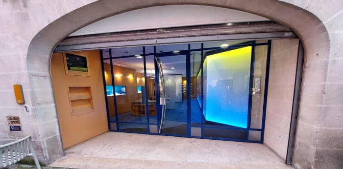 Image 1 sur 10 - Local  ·  Vente · Libourne (33500) · 3 pièces · 120m²