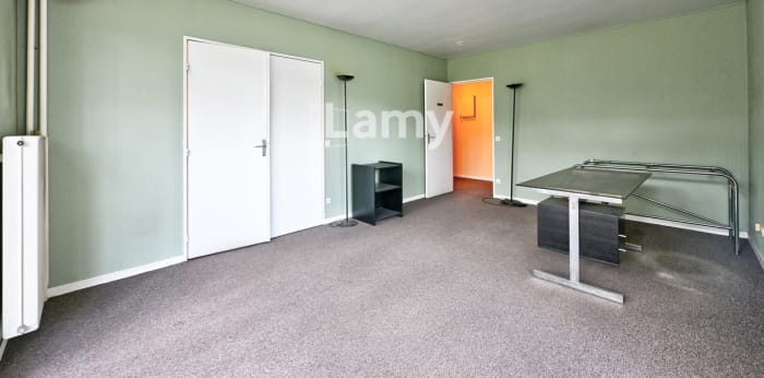 Image 1 sur 9 - Appartement  ·  Vente · Maurepas (78310) · 2 pièces · 55m²