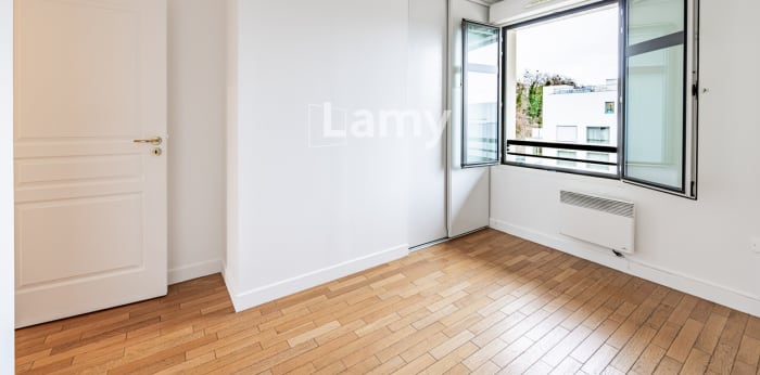 Image 8 sur 12 - Appartement  ·  Vente · Joinville Le Pont (94340) · 5 pièces · 135m²