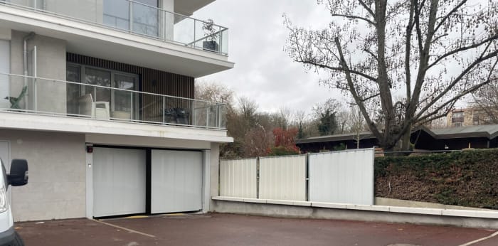 Image 4 sur 5 - Parking/box  ·  Vente · St Germain En Laye (78100) · 13m²