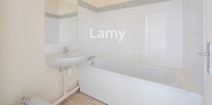Image 3 sur 14 - Appartement  ·  Vente · Lormont (33310) · 3 pièces · 66m²