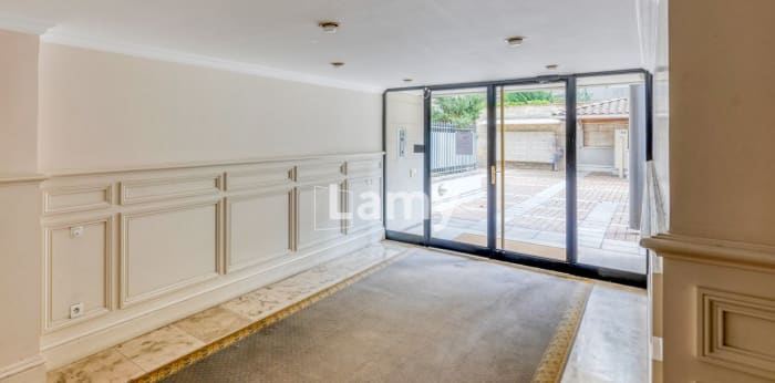 Image 9 sur 10 - Appartement  ·  Vente · Bordeaux (33000) · 3 pièces · 64m²