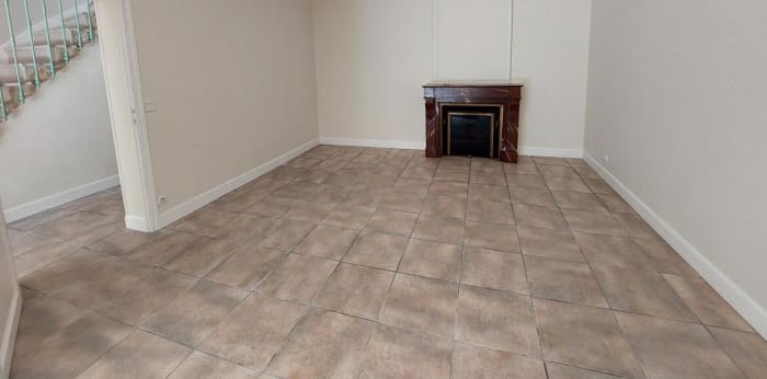 Image 3 sur 15 - Maison/villa  ·  Vente · Bordeaux (33800) · 7 pièces · 205m²