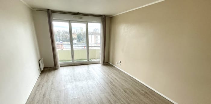 Image 3 sur 10 - Appartement  ·  Vente · Deuil La Barre (95170) · 3 pièces · 61m²