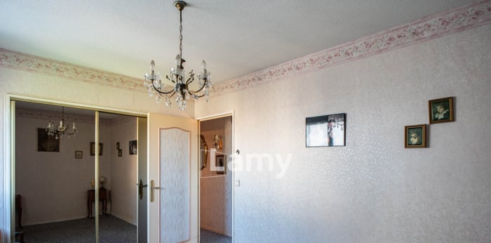 Image 10 sur 11 - Appartement  ·  Vente · Pau (64000) · 4 pièces · 83m²