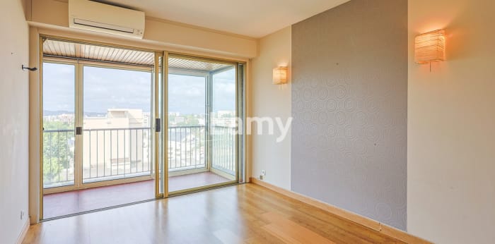 Image 9 sur 13 - Appartement  ·  Vente · Pau (64000) · 3 pièces · 76m²