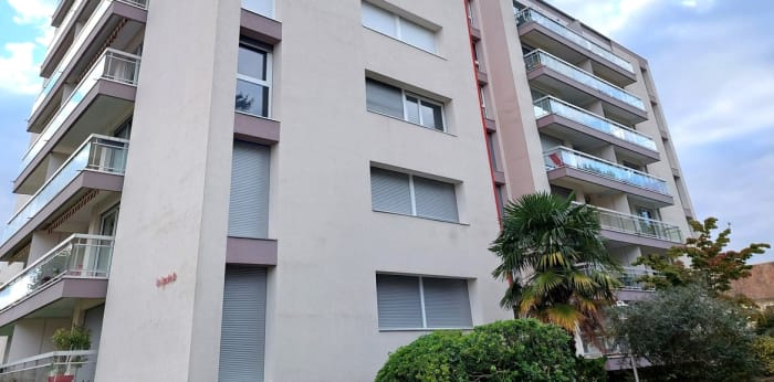 Image 1 sur 5 - Appartement  ·  Vente · Chalon Sur Saone (71100) · 4 pièces · 78m²