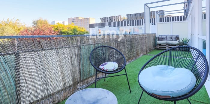 Image 2 sur 8 - Appartement  ·  Vente · La Rochelle (17000) · 2 pièces · 41m²