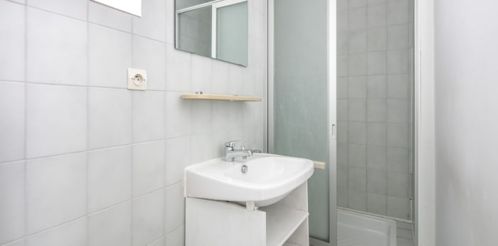 Image 10 sur 12 - Immeuble  ·  Vente · Moirans (38430)