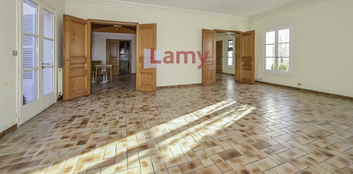 Image 6 sur 23 - Maison/villa  ·  Vente · Soisy Sur Seine (91450) · 11 pièces · 333m²