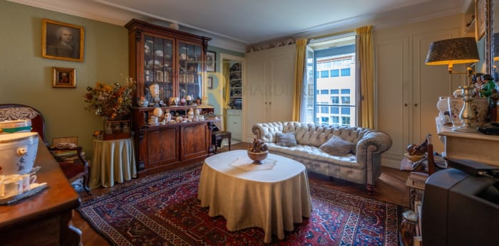 Image 4 sur 16 - Appartement  ·  Vente · Paris (75017) · 5 pièces · 96m²