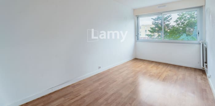 Image 6 sur 9 - Appartement  ·  Vente · Dijon (21000) · 5 pièces · 96m²
