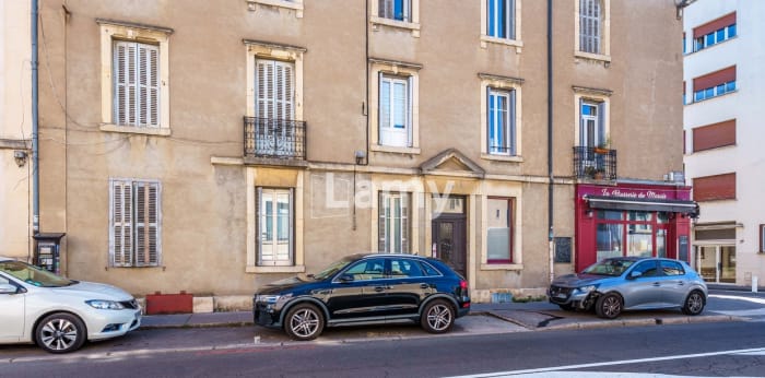 Image 7 sur 9 - Appartement  ·  Vente · Dijon (21000) · 2 pièces · 53m²