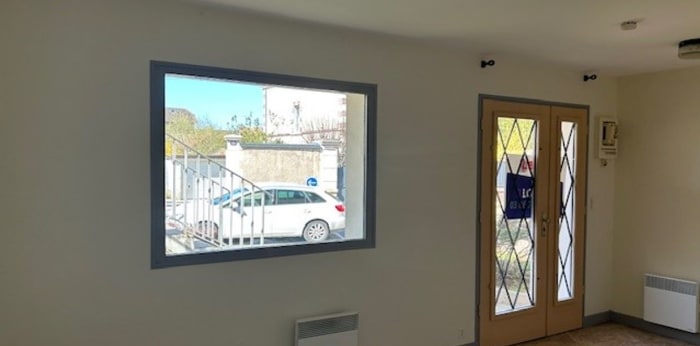 Image 3 sur 9 - Local  ·  Vente · Auxerre (89000) · 2 pièces · 29m²