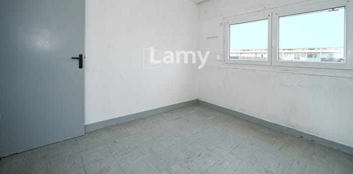 Image 7 sur 11 - Appartement  ·  Vente · Le Mee Sur Seine (77350) · 3 pièces · 62m²