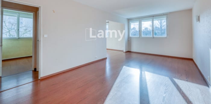 Image 2 sur 8 - Appartement  ·  Vente · Merignac (33700) · 4 pièces · 70m²