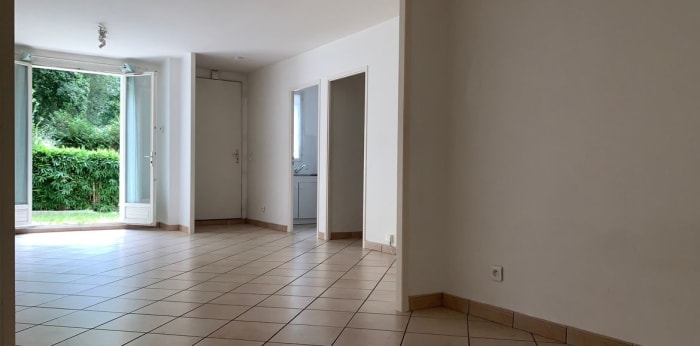 Image 1 sur 10 - Appartement  ·  Vente · St Ouen L Aumone (95310) · 1 pièce · 40m²