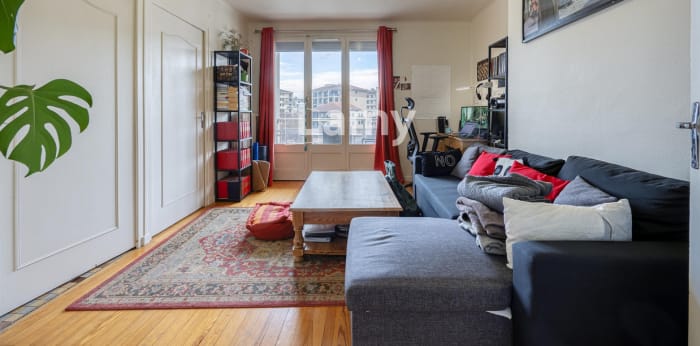 Image 1 sur 8 - Appartement  ·  Vente · Annecy (74000) · 2 pièces · 40m²