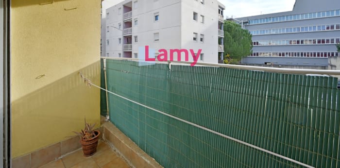 Image 8 sur 8 - Appartement  ·  Vente · Nimes (30900) · 2 pièces · 37m²